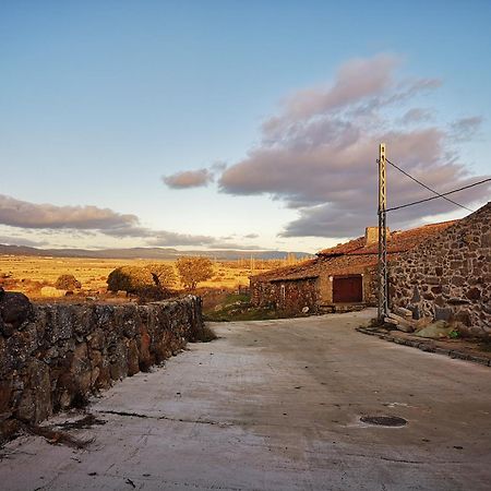 Casa Rural La Cuadra Villar de Corneja Exterior foto